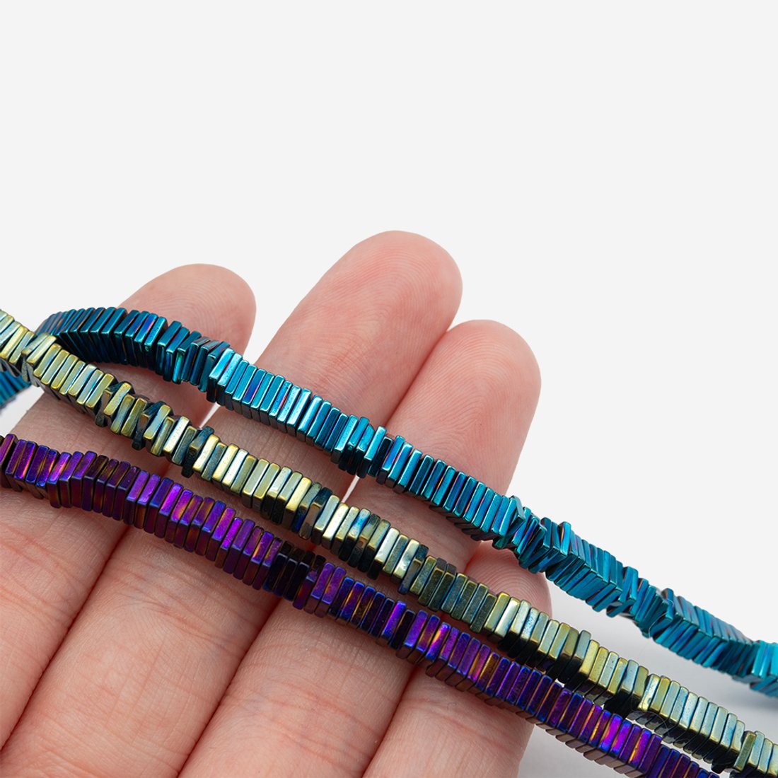 Гематин (гематит), квадраты 4*1мм, оттенок "Фиолетовый"