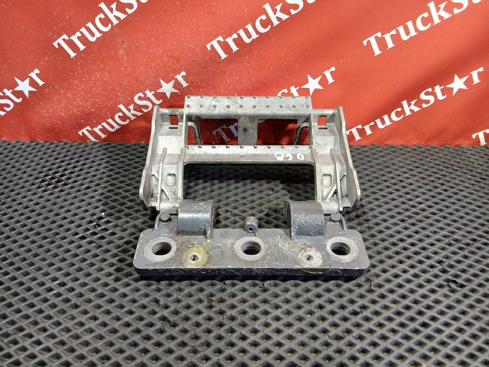 Подножка обслуживания