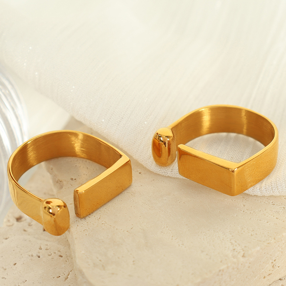 Кольцо Embrace gold