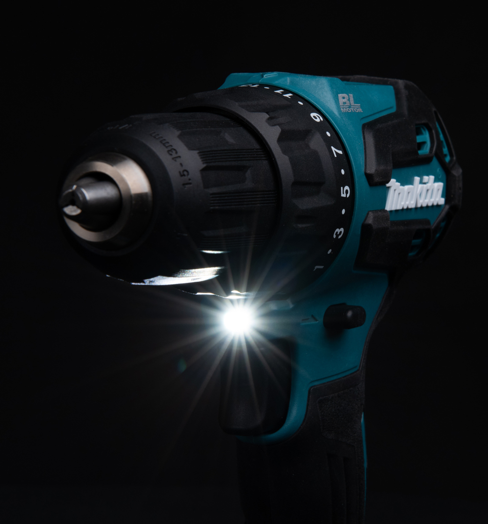 Аккумуляторная ударная дрель-шуруповёрт Makita DHP490Z