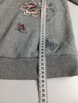 Толстовка  COLIN'S с вышивкой 44 размер