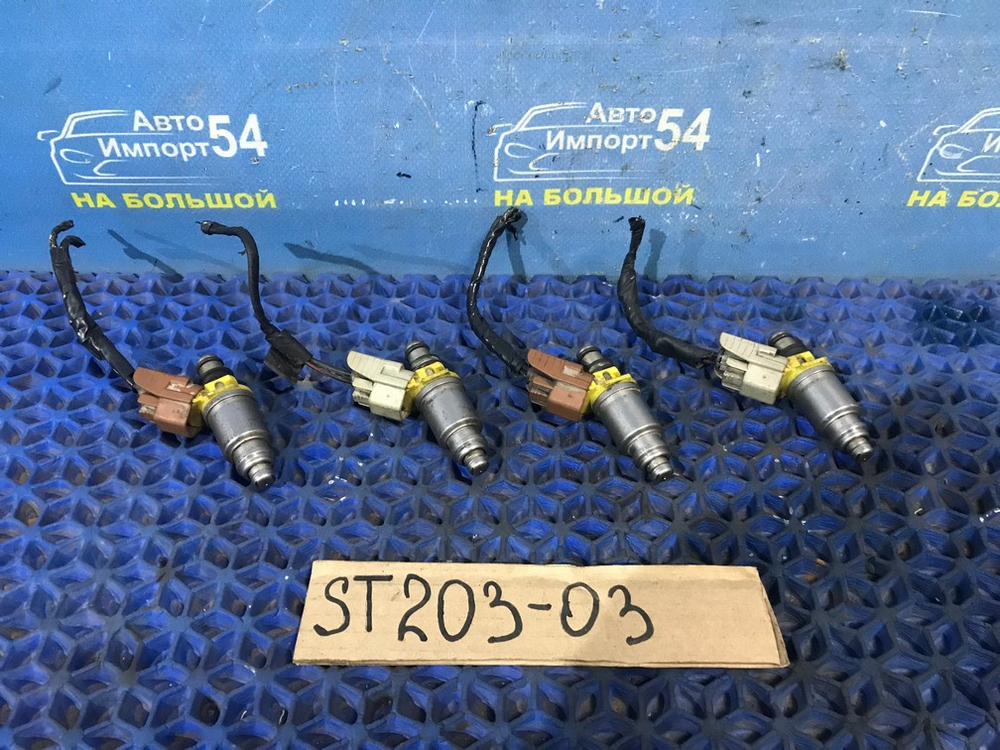 Форсунка топливная TOYOTA CORONA EXIV 1996