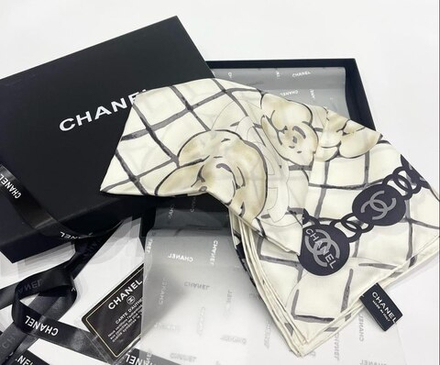 Платок CHANEL