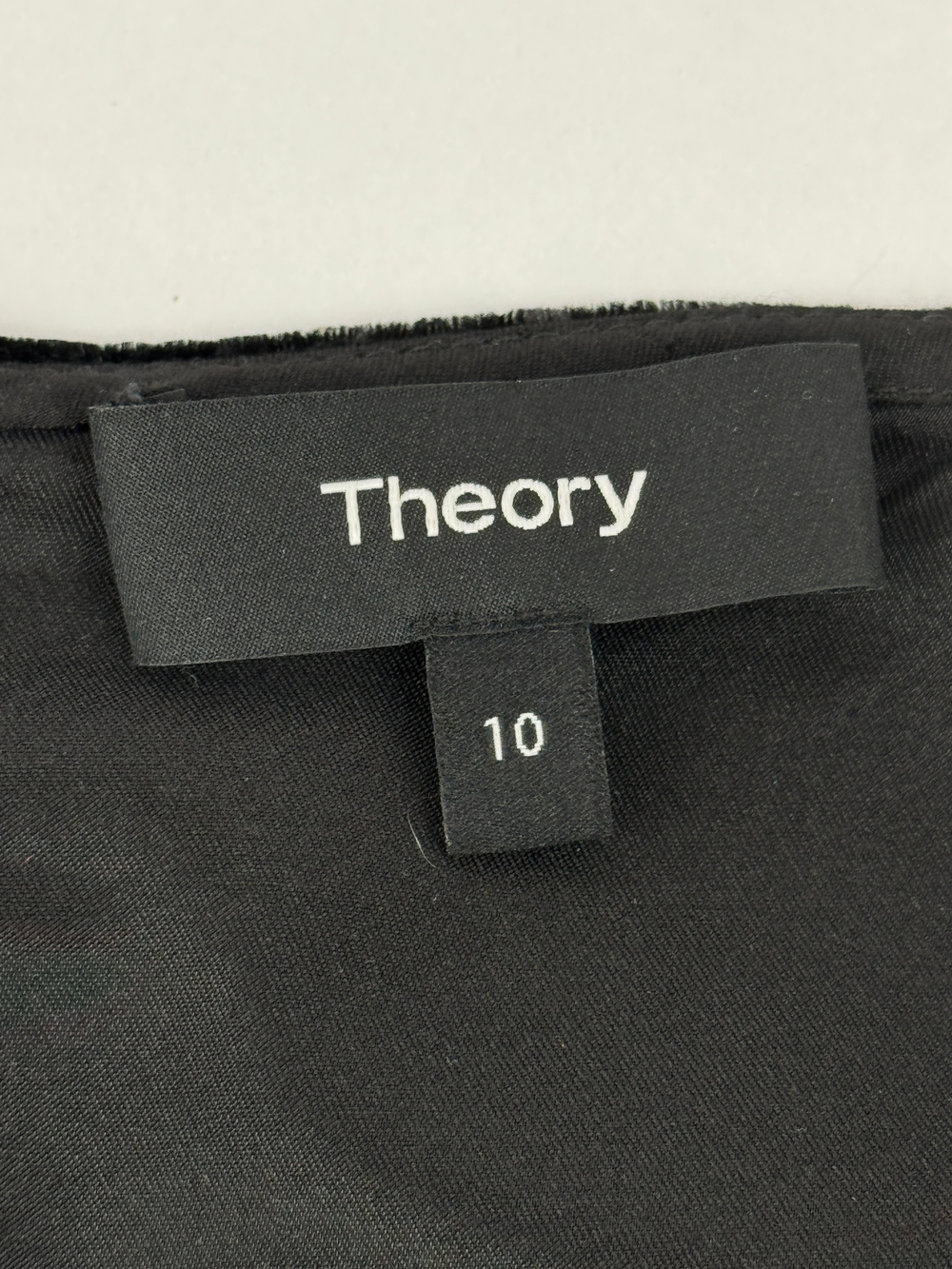 Платье Theory