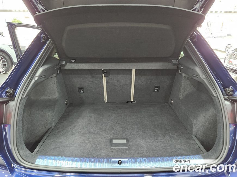 Audi Q3 (F3) 35 TDI Premium (10.2022)