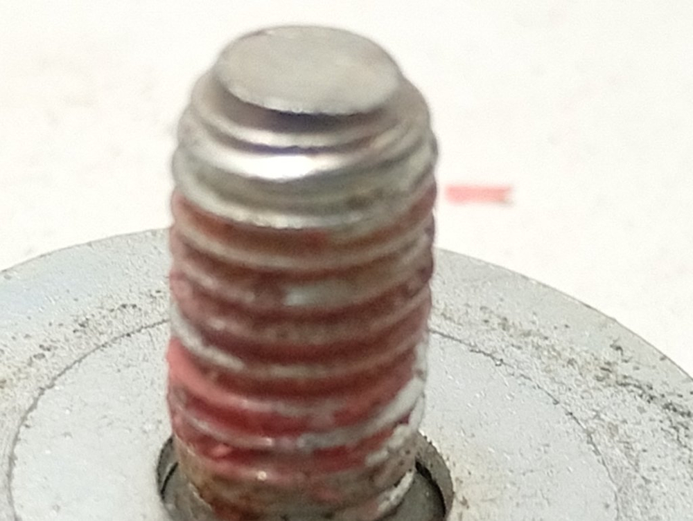 45У82 кт60 Болт крепления шкива для стиральной машины Атлант 45У82 б/у