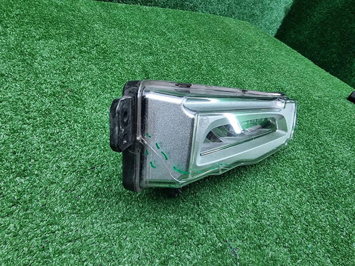 ПТФ правая BMW X5 G05 (2018-2023)