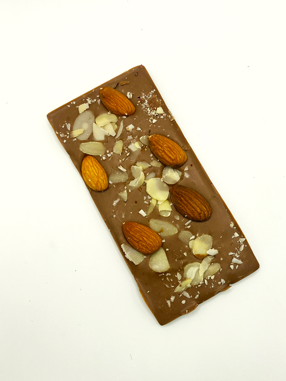Молочный шоколад с миндалем "Железноводск"