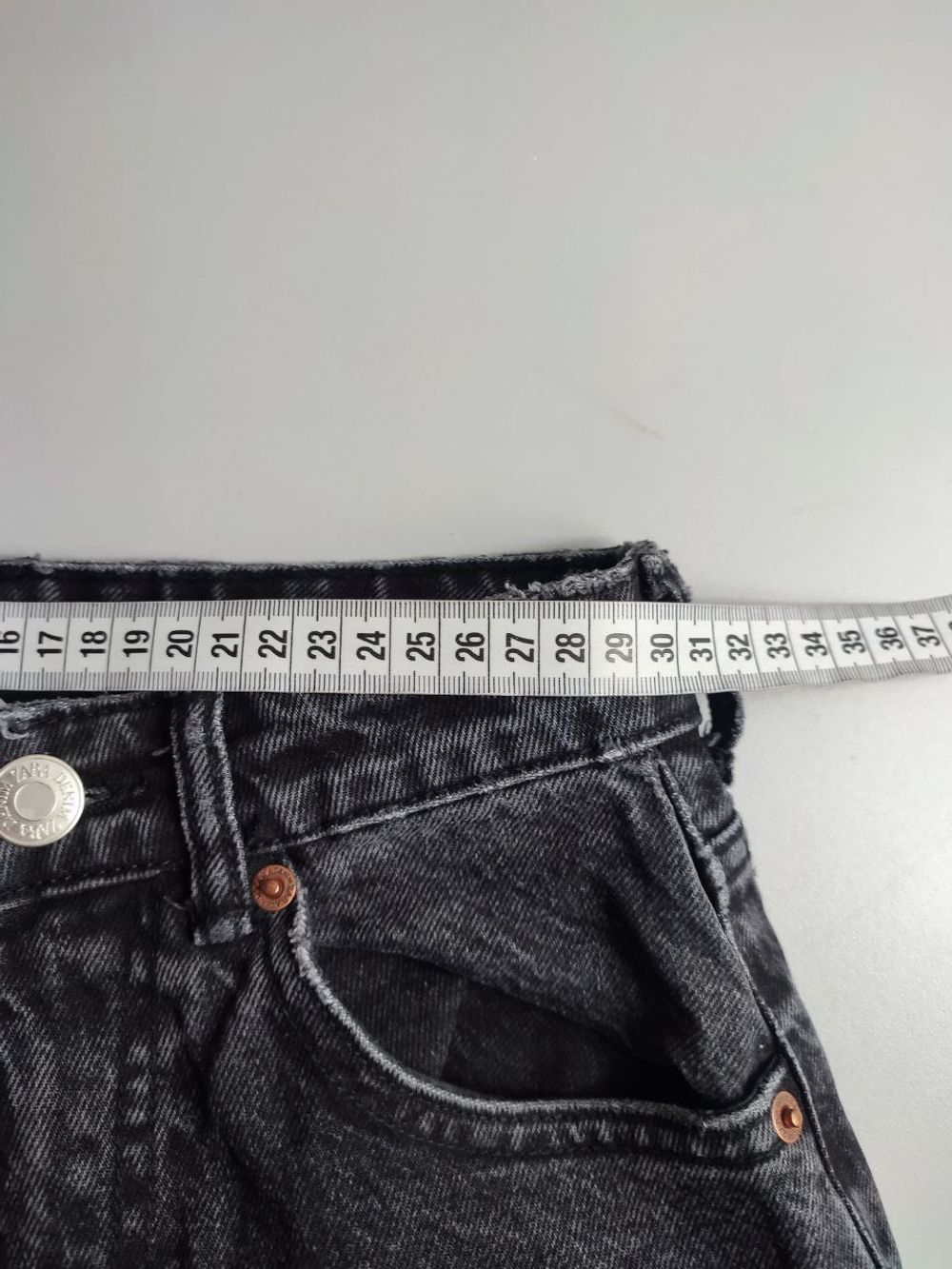 Джинсы Zara базовые 40 размер