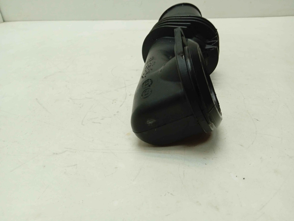 RST703D кт169 Заливной патрубок для стиральной машины Hotpoint-Ariston RST703D б/у