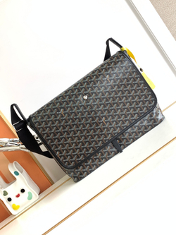 Goyard Capetien MM Messenger Bag