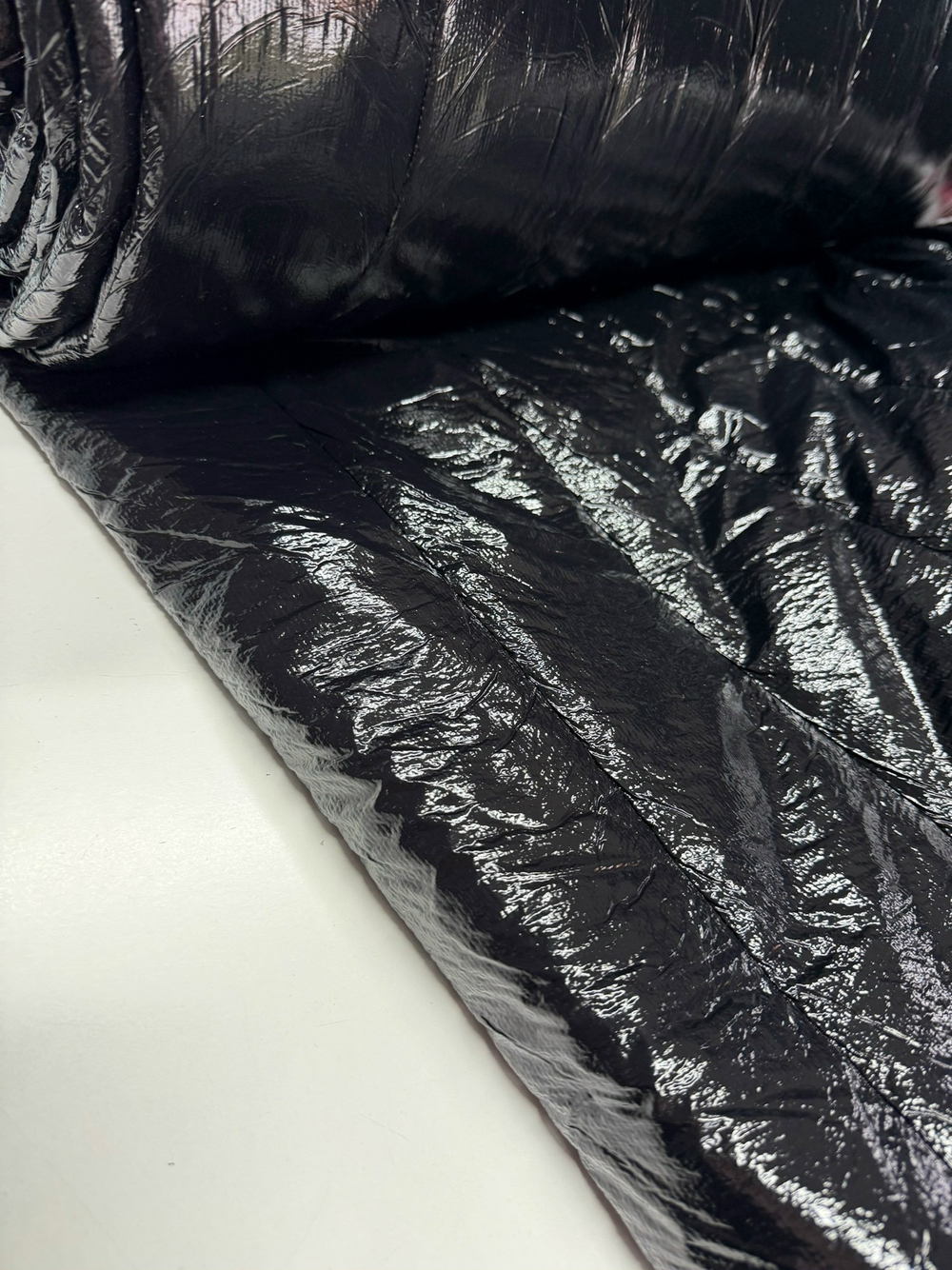 Стежка Лаке полоса черный