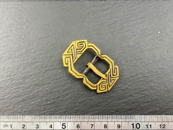 Пряжка. Пряжка гнома