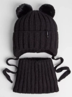 Шапка детская вязаная с помпонами и снуд