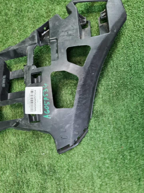 Кронштейн переднего бампера Mercedes S W222 13-17