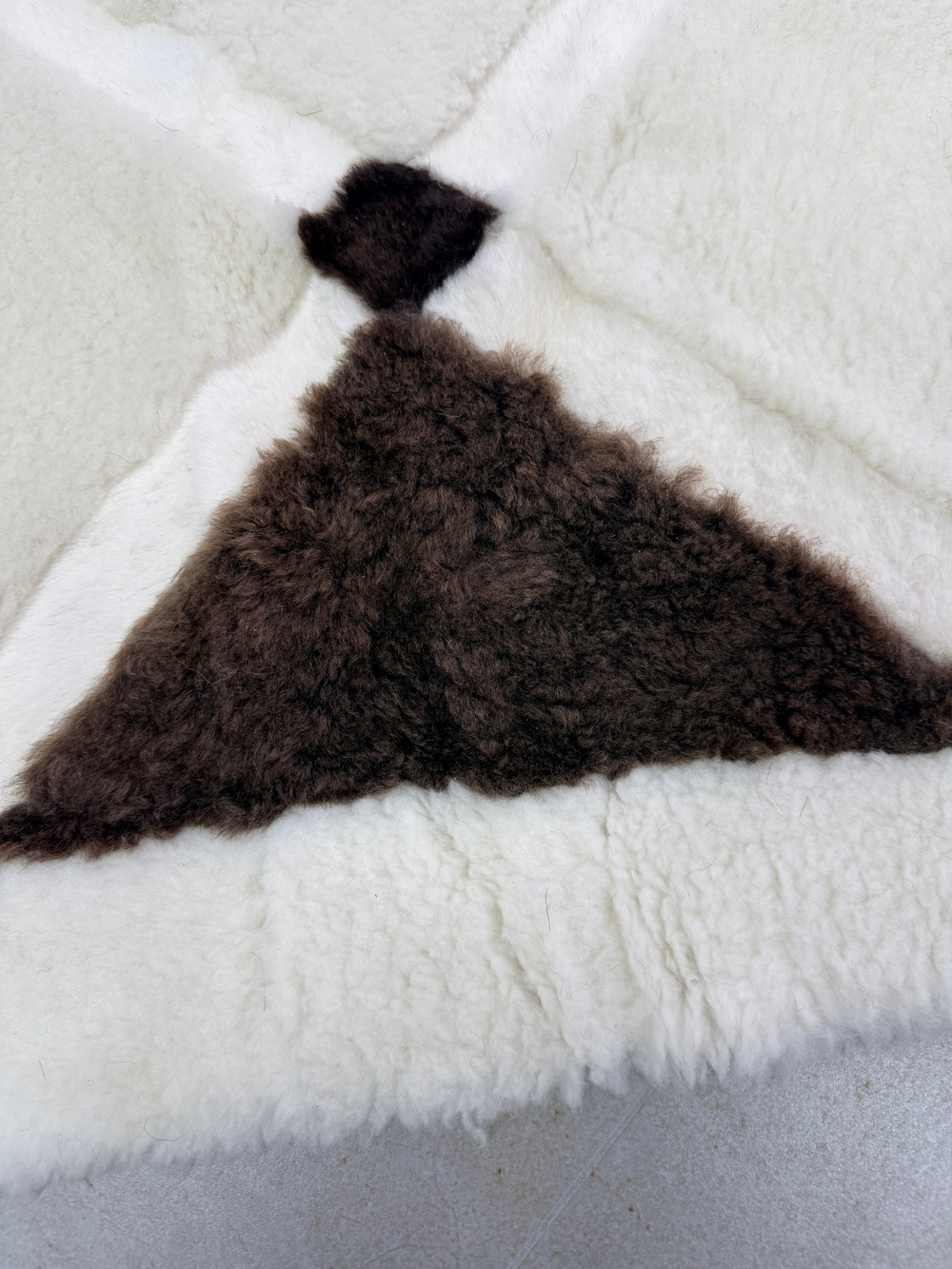 Ковер прямоугольный натуральный мех овчина, 210 х 170 см.