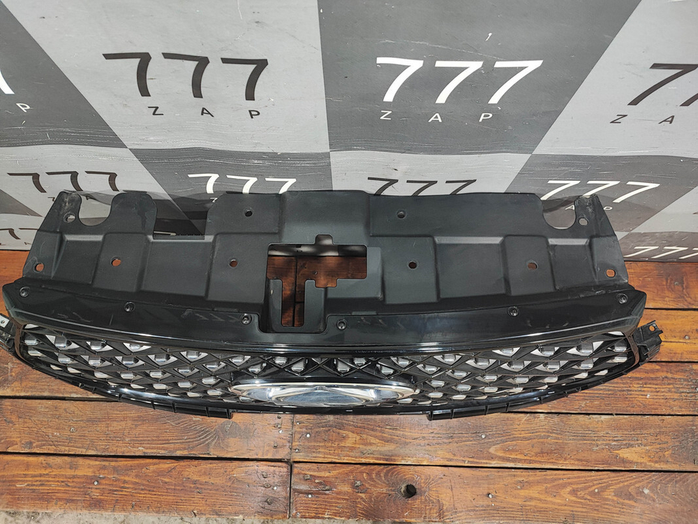 Решетка радиатора Chery Tiggo 7 Pro 20-24 Б/У Оригинал 602001338AA