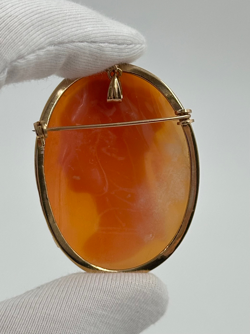 Брошь-кулон Камея на раковине