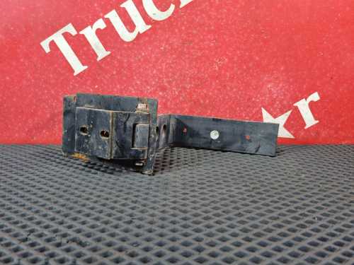 Петля спальника левая