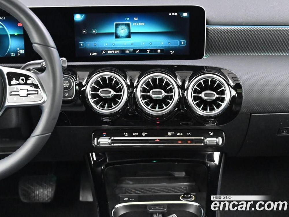 Mercedes-Benz A-Class W177 A220 Sedan (08.2020)