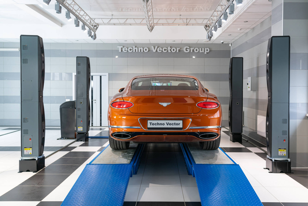 Стенд сход-развал ТехноВектор 8 8218