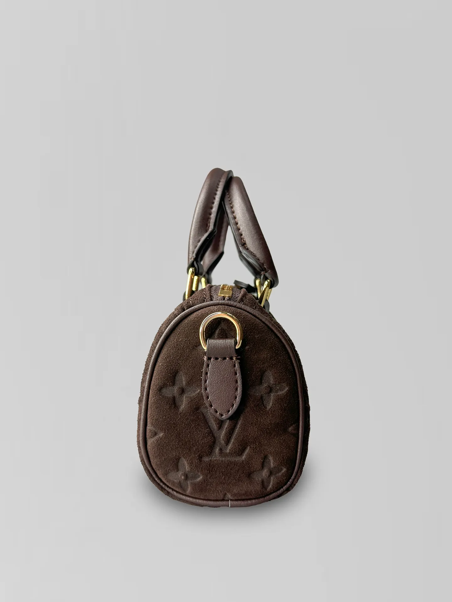 Сумочка M81085 замшевая на коротких ручках с ремешком в комплекте