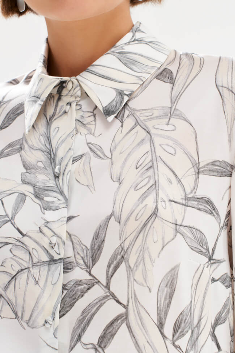 23511 Блузка женская (молочный принт)