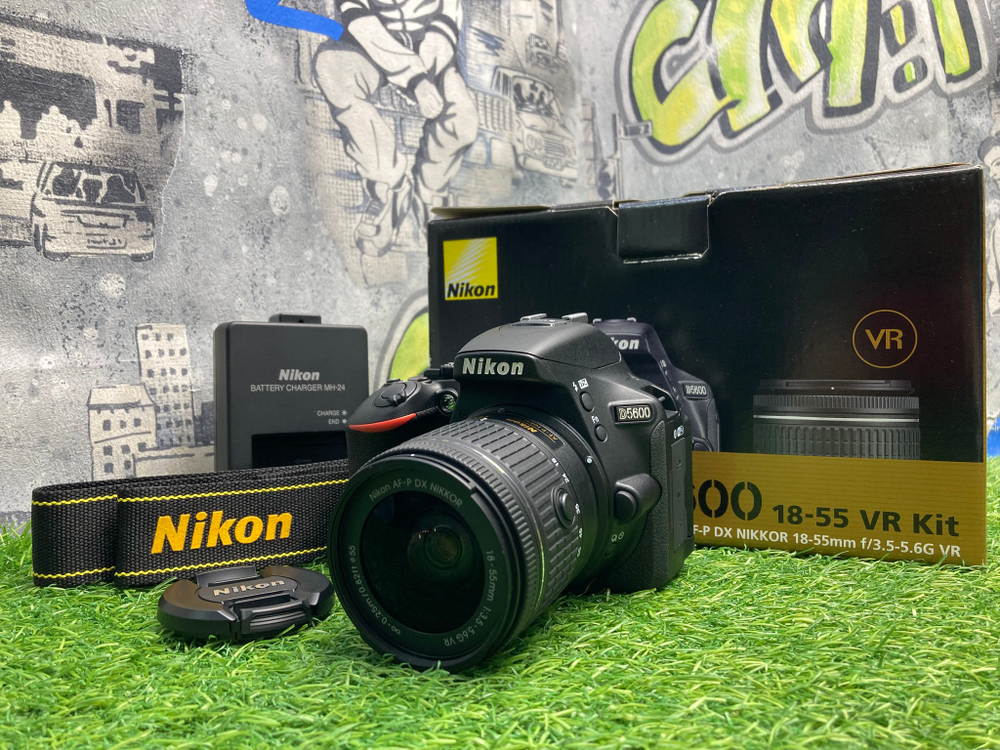 Nikon D5600 Kit AF-P 18-55mm VR 25 кадров
