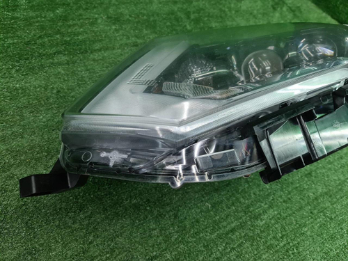 Фара левая Nissan X-Trail T32 (2017-2022) LED