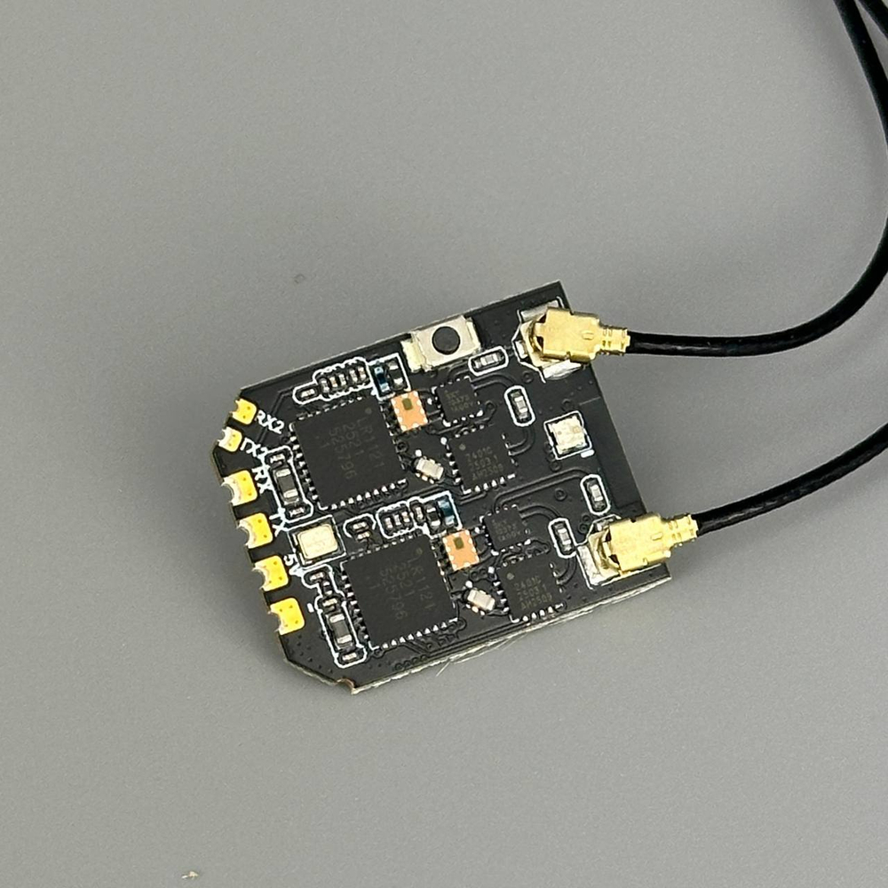 Приемник Radiomaster XR4 Gemini Xrossband