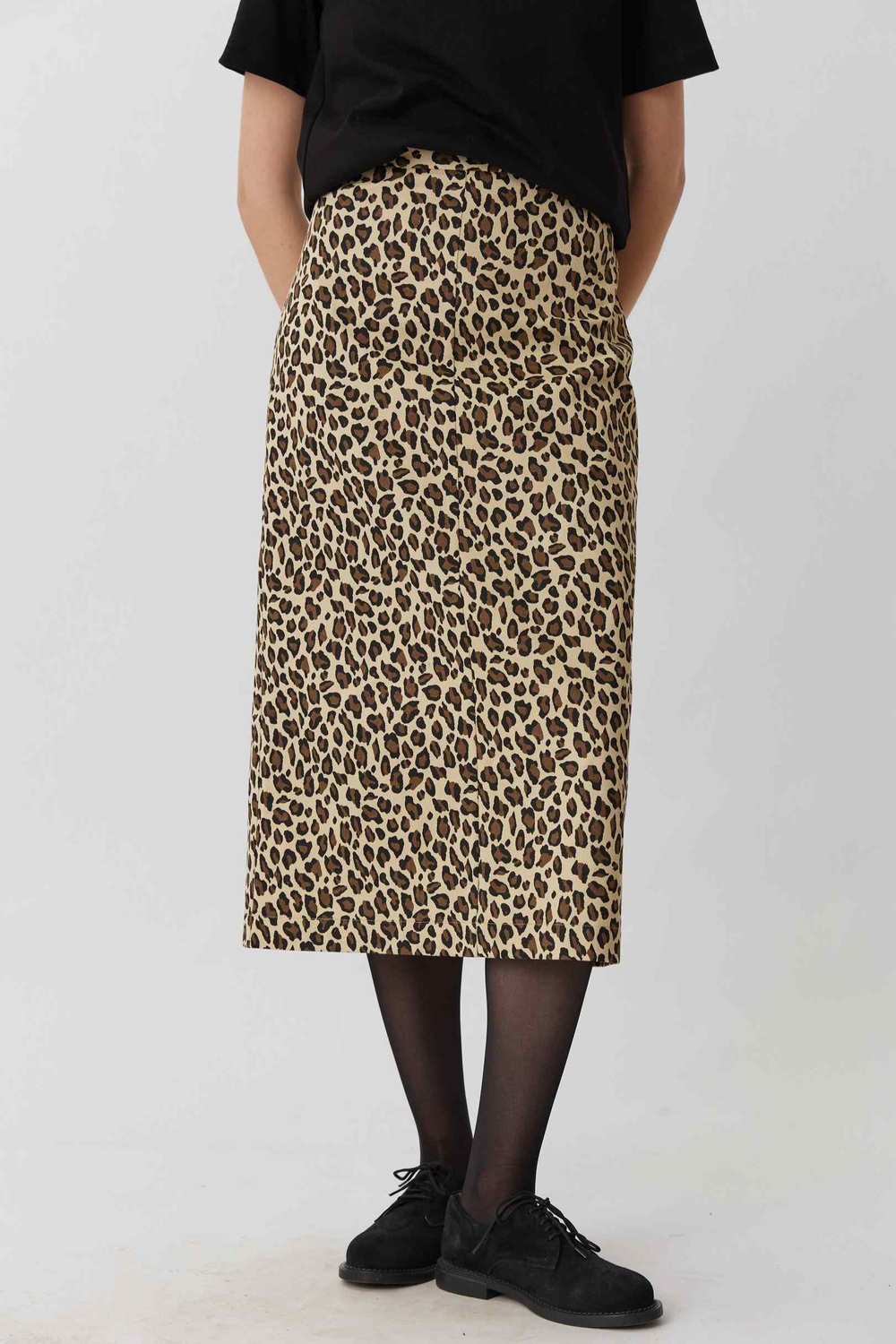 Юбка с разрезом с леопардовым принтом