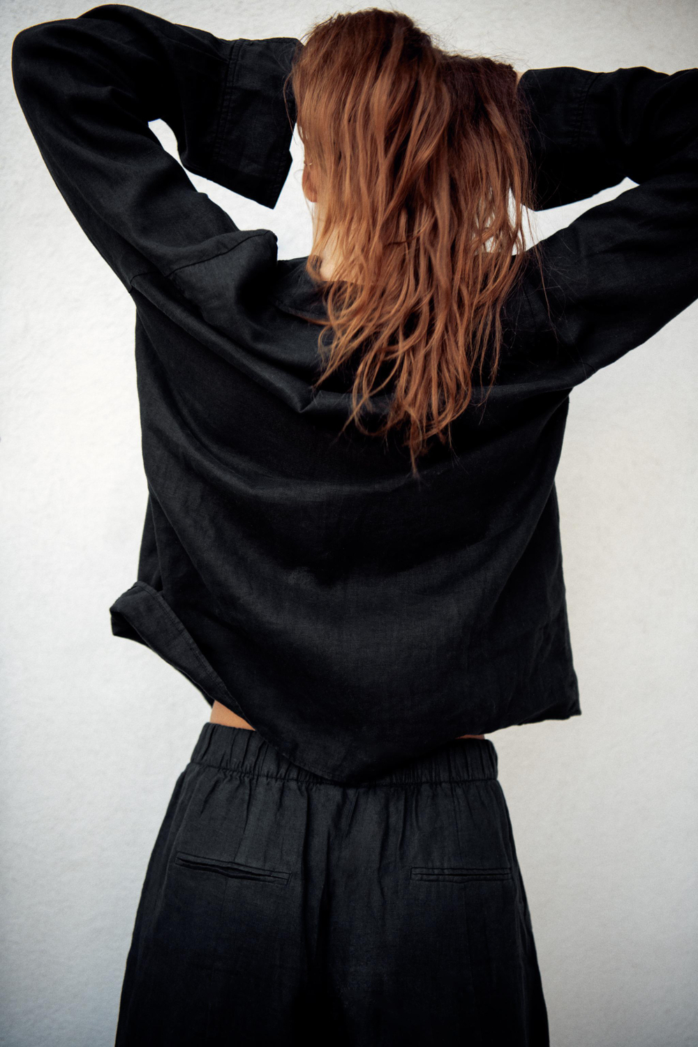 ZARA РУБАШКА ИЗ ЛЬНА С КАРМАНОМ — ZW COLLECTION, ЧЕРНЫЙ