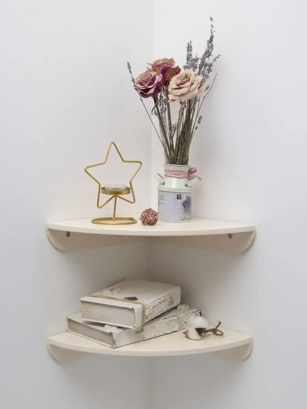 Комплект угловых полок. 2 штуки 25*25 см