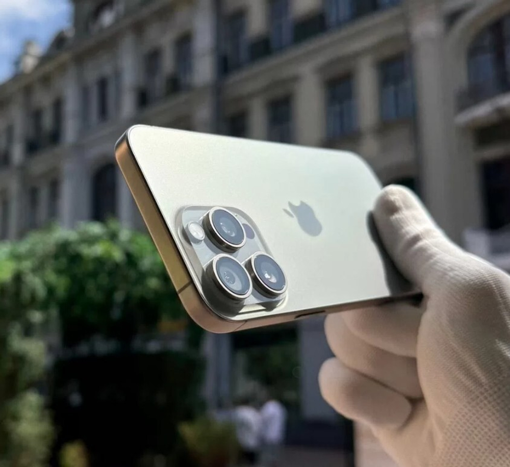 iPhone 15 Pro Max, 256 ГБ б/у