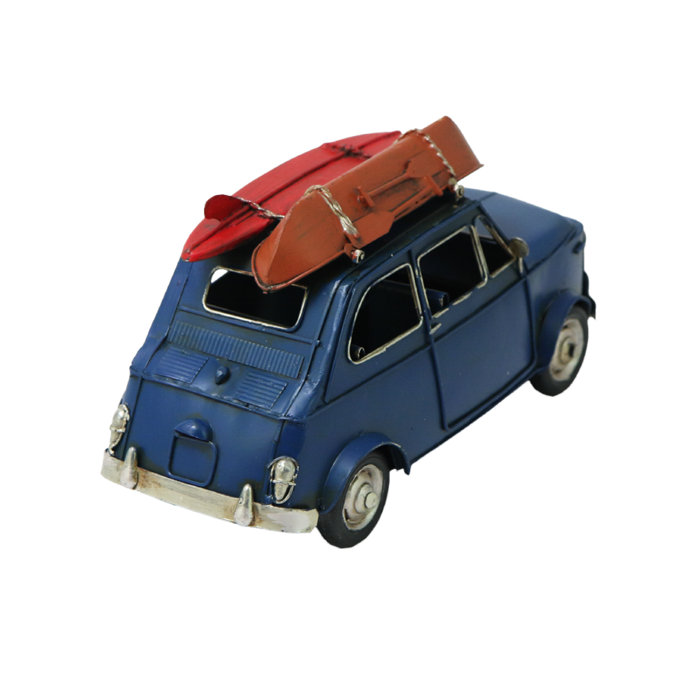 R&D Ретро-автомобиль 60-е гг. XX в. с лодкой на багажнике