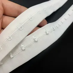 Крючки на ленте однорядные белые (цв. 001), Arta-F