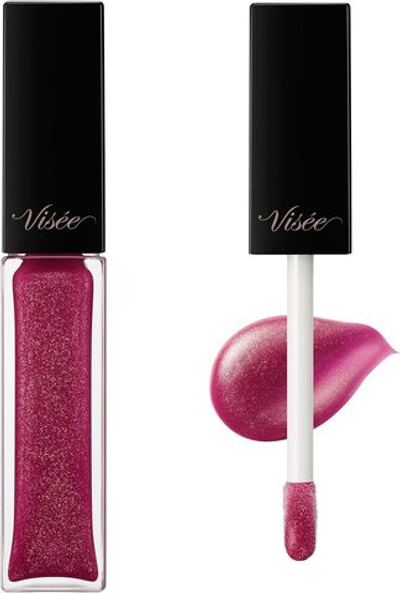 Visee Essence Lip Plumper — инновационный блеск для губ, который сочетает в себе уходовые свойства и визуальный эффект увеличения объема.