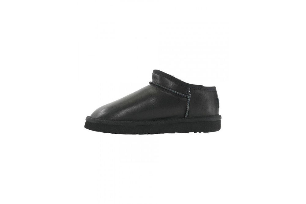 UGG Tasman Leather Black