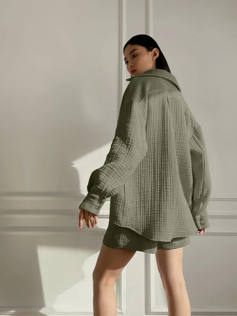 Костюм - пижама с шортами из муслина домашний оверсайз