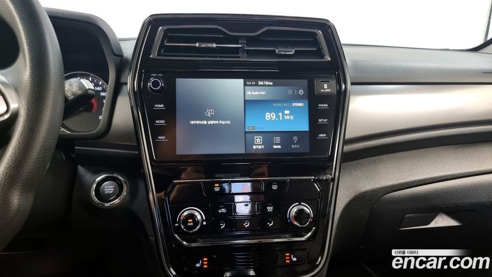 KG Mobility (Ssangyong) Very New Tivoli Бензин 1.5 2WD (03.2020)