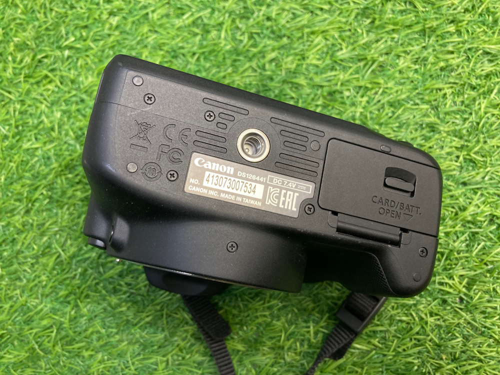 Canon 100D Kit 18-55m Покупка/Продажа