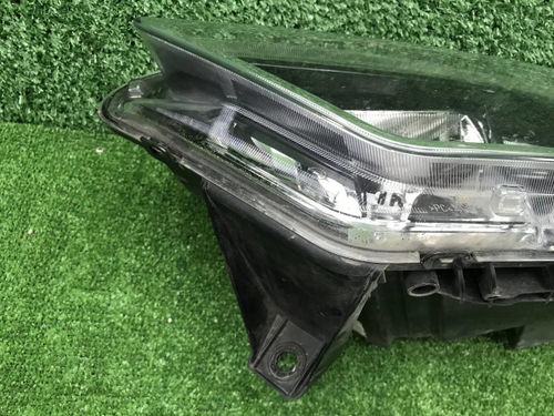 Фара левая Lada Niva Travel (2020-н.в.) галоген
