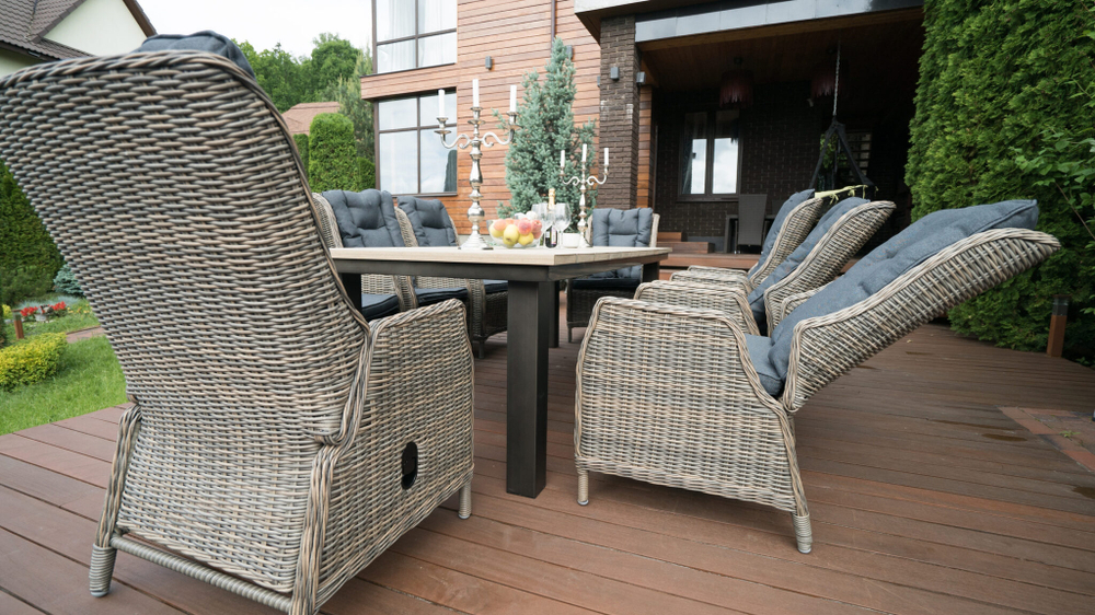 Регулируемое кресло из искусственного ротанга /алюминиевый каркас ВЕРОНА Коричневое