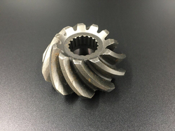 Шестерня вертикального вала (Пиньон) Suzuki DT40 (57311-94402) (Omax 2)