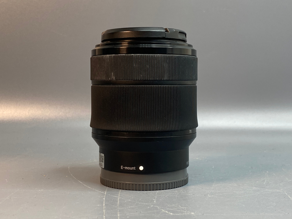 Sony 28-70mm 3.5-5.6 OSS