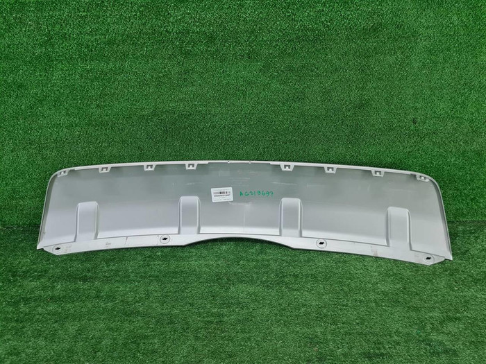 Накладка юбки заднего бампера Land-Rover Discovery 5 (2016-2021)