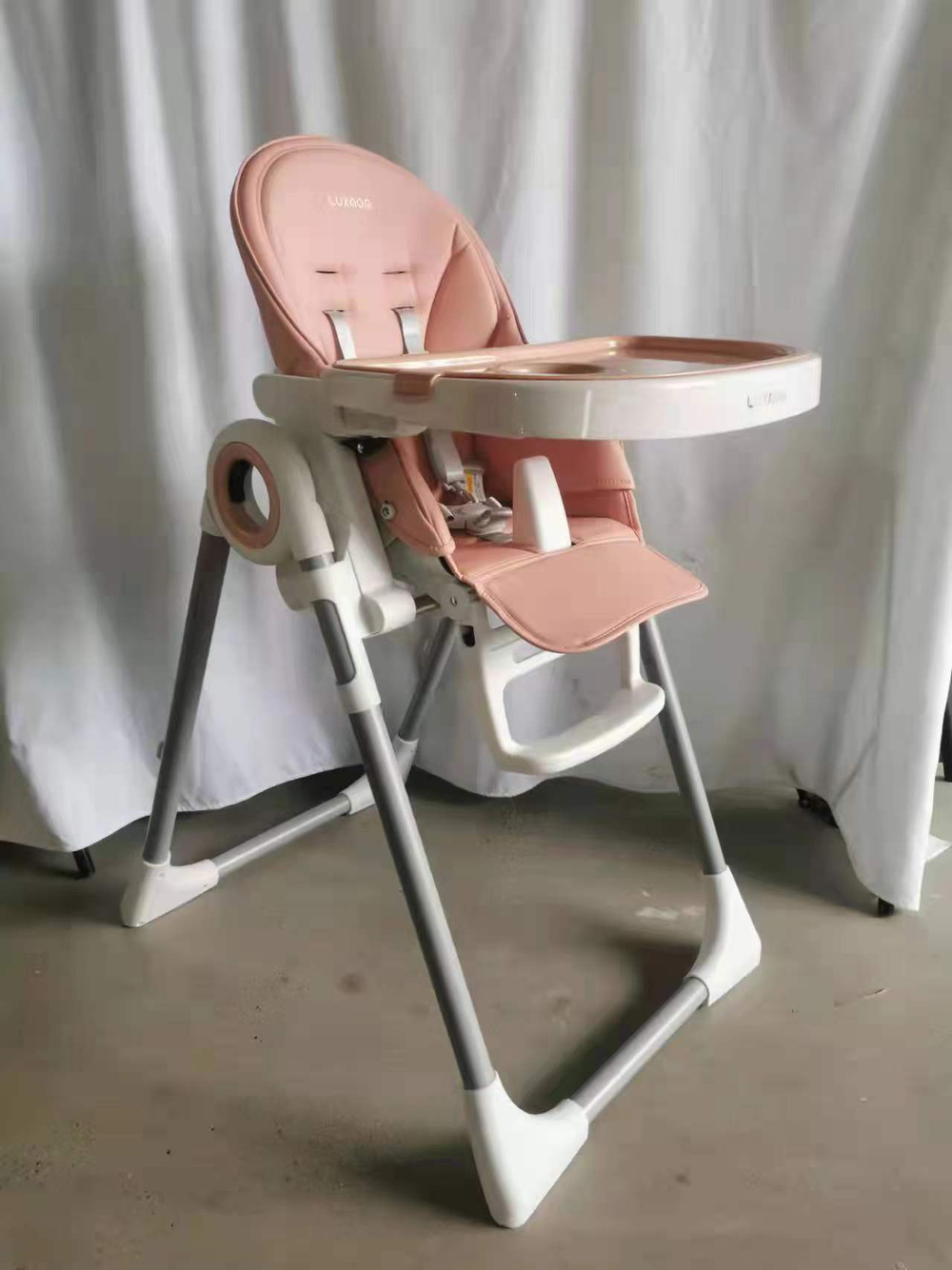 Стульчик для кормления Luxmom Q1
