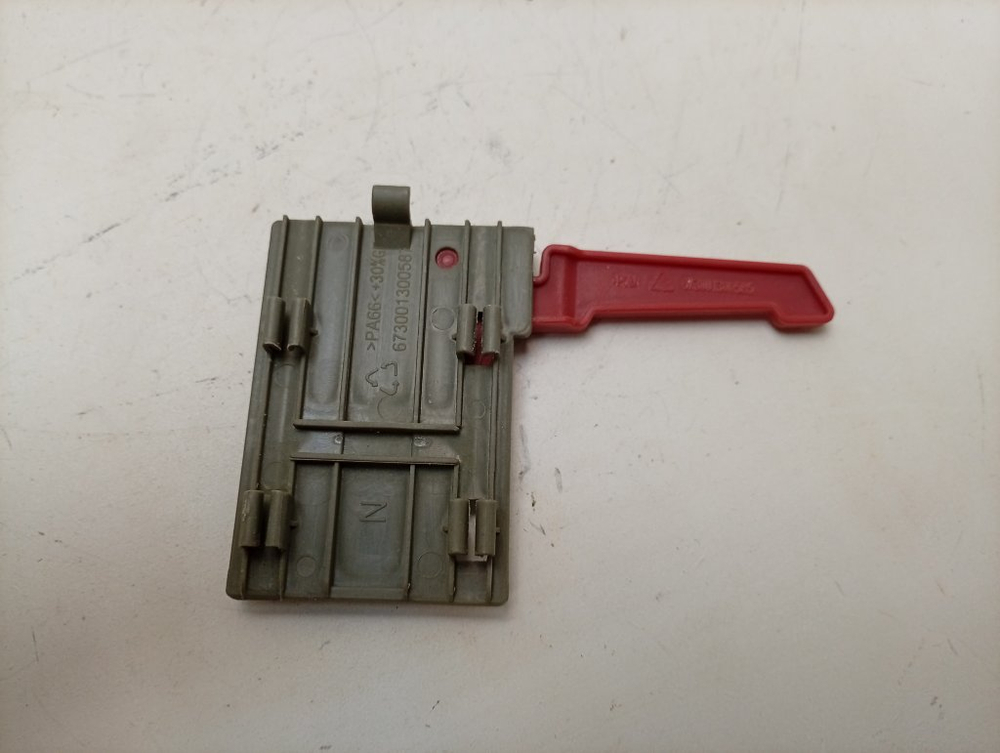 GV53311 ктп5 Устройство отщелкивания корзины для посудомоечной машины (правая) Gorenje б/у