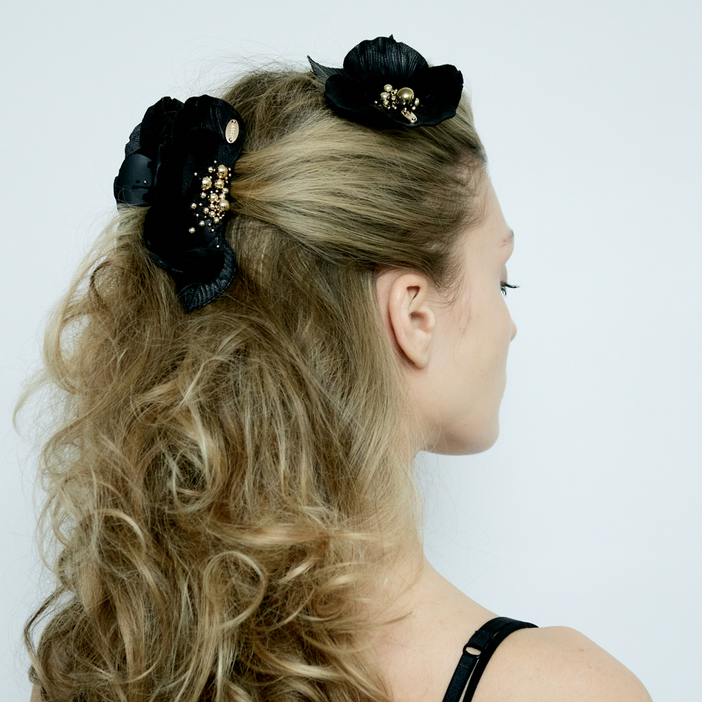 Заколка-пион на невидимке