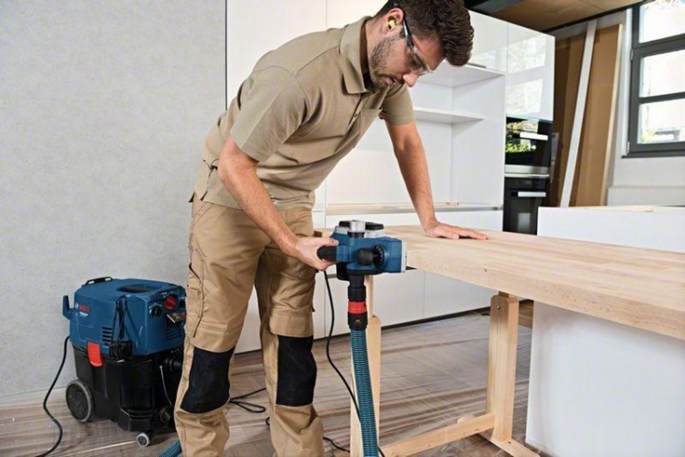 Рубанок сетевой BOSCH GHO 26-82 D 06015A4301